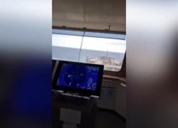 Nato, tentativo di arrembaggio della marina estone su petroliera Jaguar con equipaggio russo diretta verso porto di Primorsk, SU-35 di Mosca sventa sequestro - VIDEO