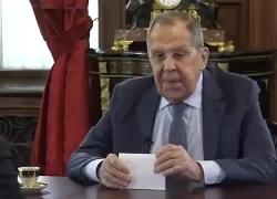 Russia, l’attacco di Lavrov a Von Der Leyen: “Führer Ursula sta mobilitando tutti per rimilitarizzare l’Europa” - VIDEO