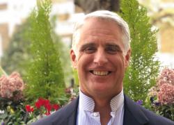 UniCredit continua il processo di semplificazione, Orcel: "Semplicità e responsabilizzazione"