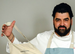 Antonino Cannavacciulo, la moglie è bellissima e vegana: ecco come la coppia divide la cucina