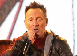 Bruce Springsteen, concerti vietati a chi è vaccinato con AstraZeneca
