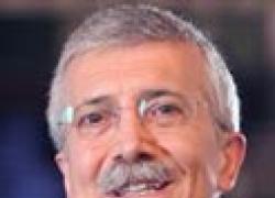 Reazioni avverse da vaccino Covid,  Alberto Donzelli (medico): "AIFA sottostima di 1000 volte perché usa farmacovigilanza passiva" - ESCLUSIVA