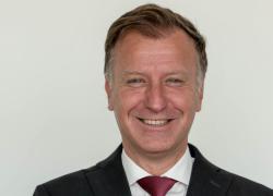 Zurich cede a GamaLife parte portafoglio vita italiano per 128 mln di euro