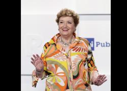 Nudi per la vita cast, i 12 Vip pronti a spogliarsi con Mara Maionchi: i nomi