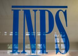 Aumento pensioni minime a luglio 2023, da 560 a 600 euro per gli over 75 : la conferma dall'Inps per contrastare l'inflazione