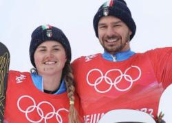 Olimpiadi invernali Pechino 2022, storico argento per Moioli-Visintin nel doppio misto: è l'undicesima medaglia azzurra