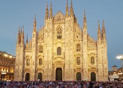 Concerto per Milano, in Piazza Duomo la Filarmonica della Scala e Riccardo Chailly abbracciano la città