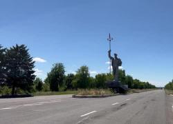 Mariupol, come è cambiata la città dopo la resa ucraina: campi coltivati, mercati aperti, strade asfaltate. VIDEO
