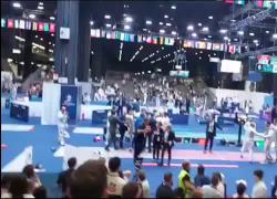 Fiorettista di Hong Kong zittisce il pubblico ai Mondiali di scherma, a Milano: rissa sfiorata in pedana - VIDEO