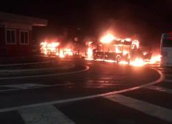 Incendio Roma Atac: deposito e bus in fiamme a Tor Sapienza. VIDEO impressionante