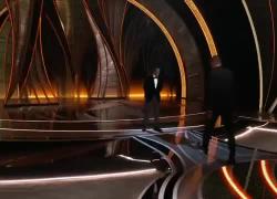 Oscar 2022, Will Smith pugno a Chris Rock durante la cerimonia: il VIDEO