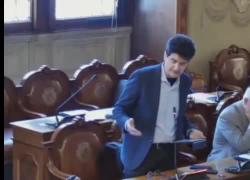 Bologna, proposta “surreale” di Fdi sull’uso del taser, Brinati: “Materassini gonfiabili vicino ad aggressori o delinquenti per evitare che sbattano a terra” - VIDEO