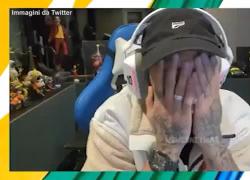 Neymar perde un milione al casinò online e piange in diretta streaming - VIDEO