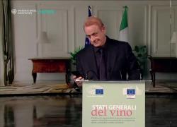 Fratelli di Crozza, Lollobrigida: "L'acqua fa male. Tutti quelli del Titanic sono morti di acqua!"
