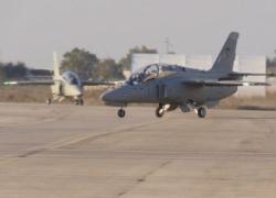 Caccia F-16, Ucraina: "Ne servono 200". No da Biden, Scholz e Sunak, ma per Macron "non sono un tabù"
