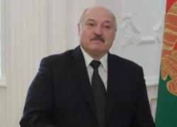 Elezioni Bielorussia, Lukashenko rieletto per la settima volta con l’87%, l’Ue minaccia sanzioni, il presidente: “Non mi interessa se riconoscono le elezioni o no”