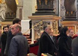 Orban da Papa Benedetto XVI, il premier ungherese rende omaggio a Ratzinger - VIDEO