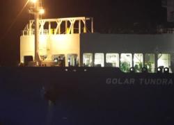 Golar Tundra a Piombino, arriva la nave rigassificatrice: operativa a maggio, rimarrà nel porto 3 anni  - VIDEO