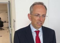 Ferrari, target price Deutsche Bank a &euro;450, quotazione a &euro;321,80 mentre le consegne di Supercar F80 crollano a 15 unit&agrave; nel Q4 2025