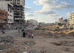 Gaza City, 300mila palestinesi rientrati in città da inizio tregua, testimonianze: "Non è rimasto nulla, non ci sono abbastanza tende per tutti"