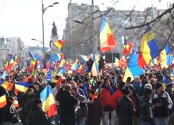 Romania, proteste contro l'annullamento della vittoria del filorusso Georgescu, in 40mila a Bucarest - VIDEO