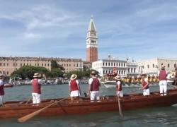 In migliaia sul Canal Grande a Venezia per la regata storica
