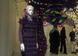 A Roma in mostra le opere di Joana Vasconcelos e gli abiti di Valentino