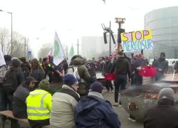 Mercosur, va avanti la protesta degli agricoltori a Strasburgo