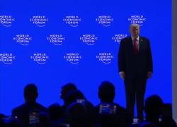 Trump a Davos: "Chiediamo di negoziare su Groenlandia, danesi ingrati"
