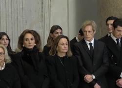 Il mondo dice addio a Valentino, a Roma i funerali dello stilista