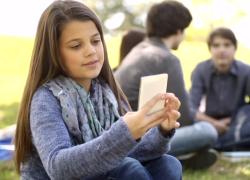 Giovani e web: conoscono i rischi ma faticano con le emozioni