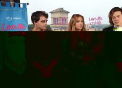 Mia Jenkins e Pepe Barroso tra social e rischi nel mondo di Stefania S.