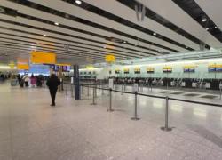 Guerra e cieli chiusi, circa 60mila italiani nell'area del Golfo