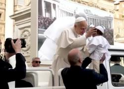 Papa: preghiamo per pace in Iran e Medio Oriente e per bimbi vittime