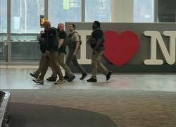 Usa, l'Ice negli aeroporti. Trump: se serve anche la Guardia Nazionale