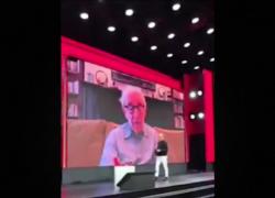 Russia, Woody Allen elogia il cinema del Cremlino al Moscow International Film Week: "Sono un regista apolitico, il cinema unisce" - VIDEO