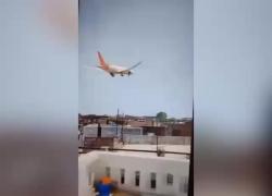  India, aereo Boeing 747 diretto a Londra precipita poco dopo decollo da aeroporto Ahmedabad, oltre 300 morti e 1 sopravvissuto – VIDEO