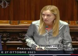 Meloni contro Conte: "Perché il salario minimo non lo ha fatto quando era al governo?", Fitto: "Li hai asfaltati" – VIDEO