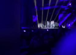 Al Bano fischiato con Sgarbi. Il VIDEO dei "cinque minuti più inutili della mia vita artistica"