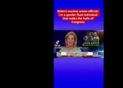 Usa, Sam Brinton licenziato. Diceva: "Sono un gender fluid che cammina per le stanze del Congresso". VIDEO