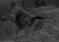Bacio Manuel e Lulu, VIDEO: scatta il primo amore al Grande Fratello Vip 6
