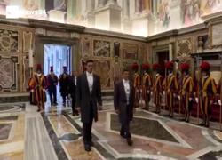 Vaticano, incontro tra Leone XIV, Carlo III e regina Camilla: preghiera storica in Cappella Sistina e nomina del re come "Royal Confrater" - VIDEO