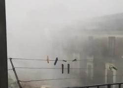 Tornado a Catania, raffiche di vento distruggono tutto: "É l'apocalisse". VIDEO