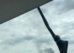 Milano, esplosione in centro, scoppia un furgone che trasportava bombole di ossigeno in via Pier Lombardo - VIDEO