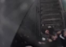 Pestaggio Iovino al The Club, il VIDEO della rissa: Fedez, il bodyguard Rosiello e il personal trainer trascinati fuori a fatica