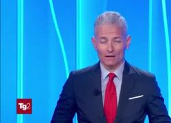 Gaffe al Tg2 di Piergiorgio Giacovazzo su Fiorello e la figlia Angelica: "Che carini, adesso lei c'avrà 12 trasmissioni" - VIDEO
