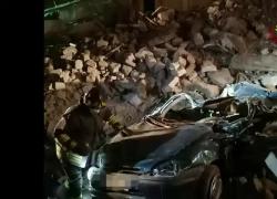 Afragola, crollo palazzina nel centro storico: il VIDEO