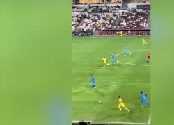 Cristiano Ronaldo espulso per una gomitata in faccia all'avversario, poi minaccia di colpire anche l'arbitro - VIDEO