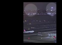 Incidente aereo a Washington, nuove immagini dello scontro frontale tra il volo di linea e l’elicottero militare, poi la palla di fuoco - VIDEO