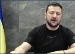 Forum Ambrosetti, Zelensky si infila a Cernobbio e si auto-sbugiarda su apertura Crimea: "Niente pace senza penisola" - VIDEO